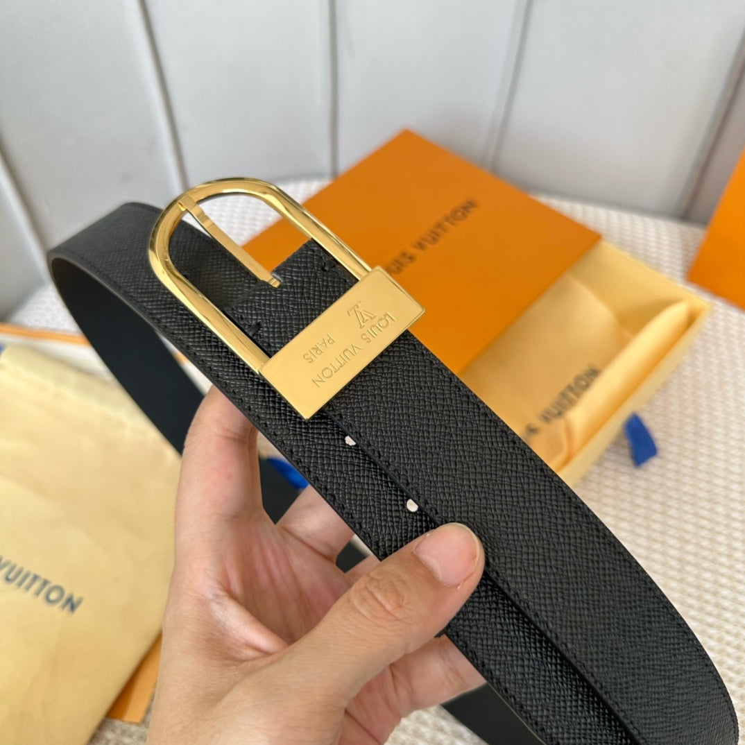 14E67P   (High quality leather belt With full package)