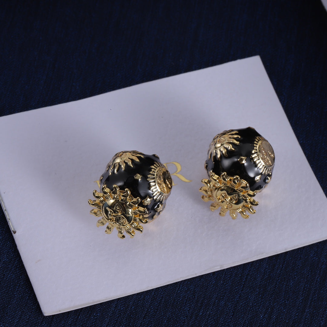 14D496E  Fashionable and high quality Earrings