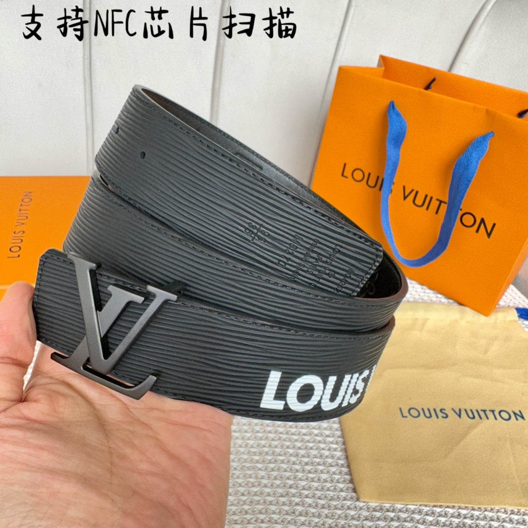 14E57P   (High quality leather belt With full package)