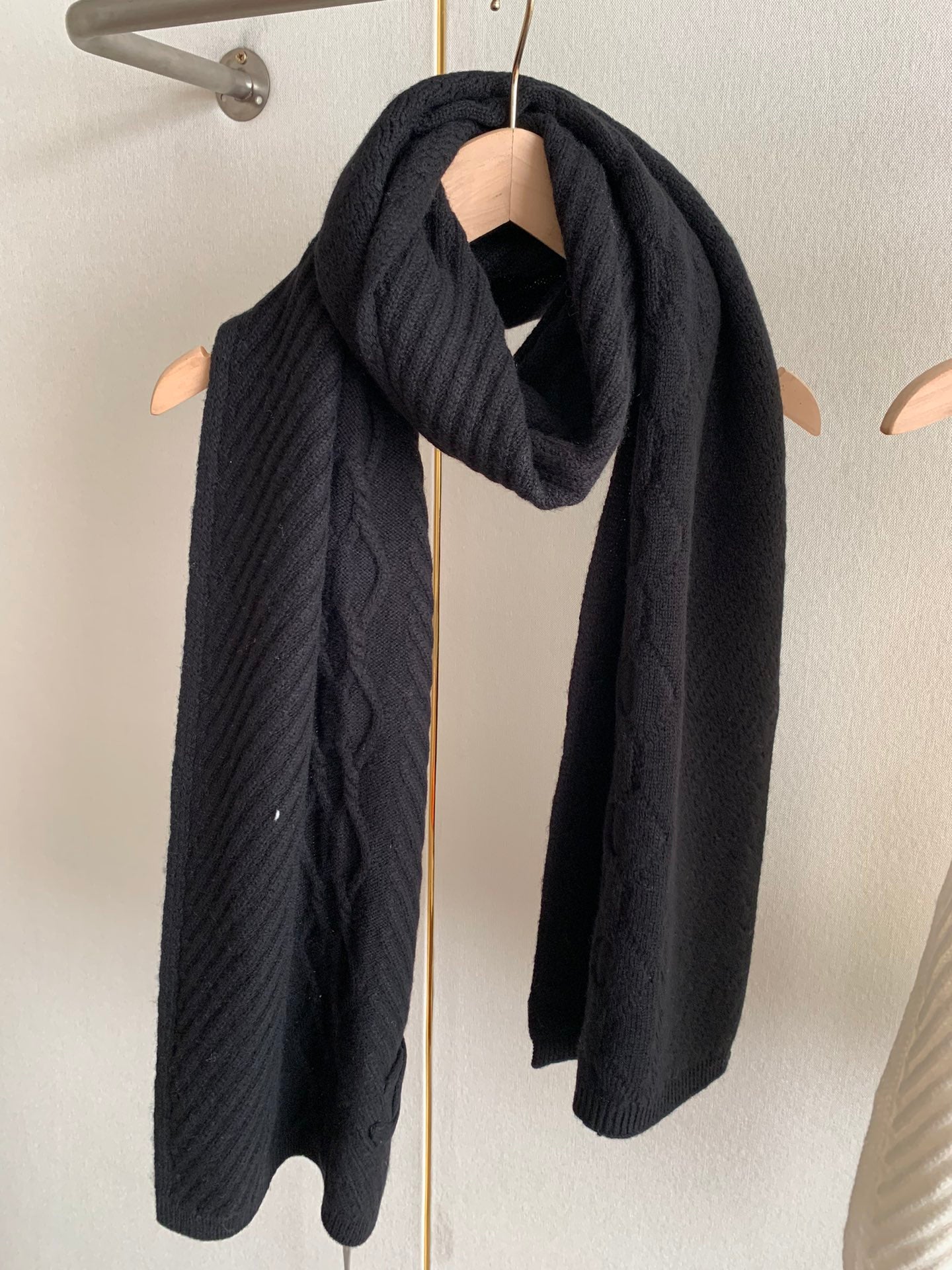 14C435W　 Fashion scarves