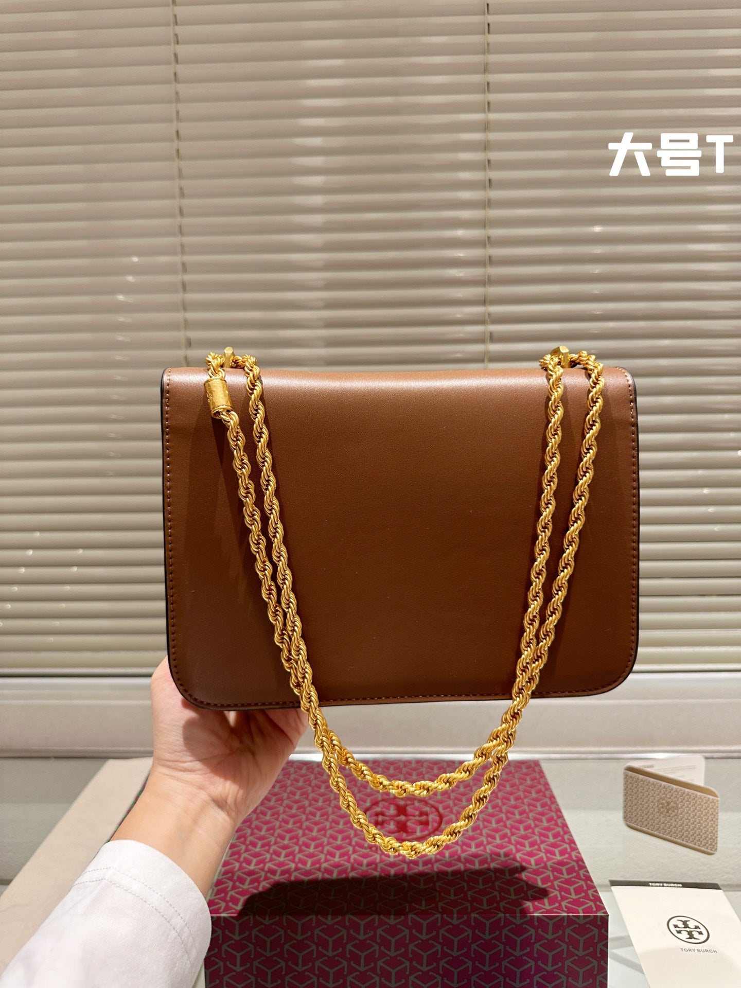 6XA431B hight quality leather Bags