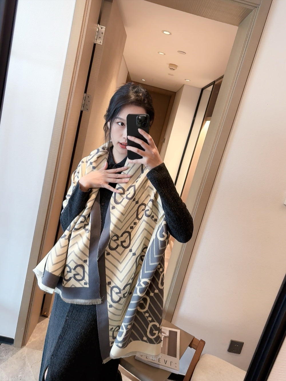 14B381W　Fashion scarves