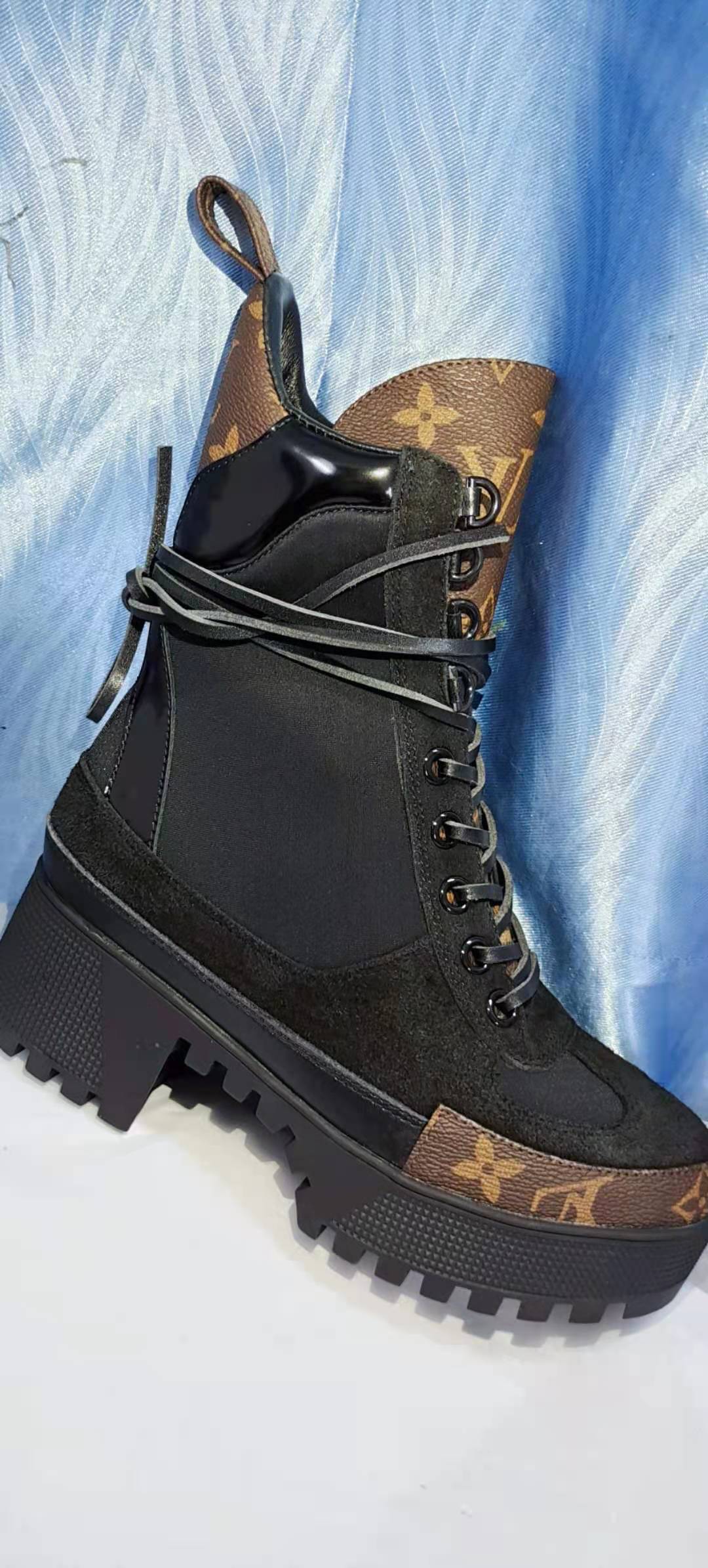 2XB204Z 1:1 High quality leather boot (top layer leather lining)