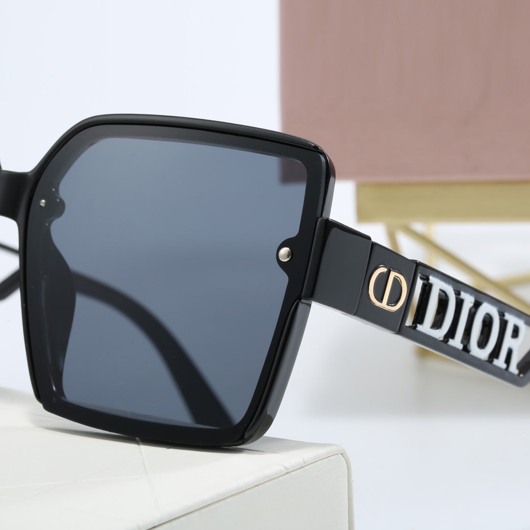 74D4T   fashion Sunglasses