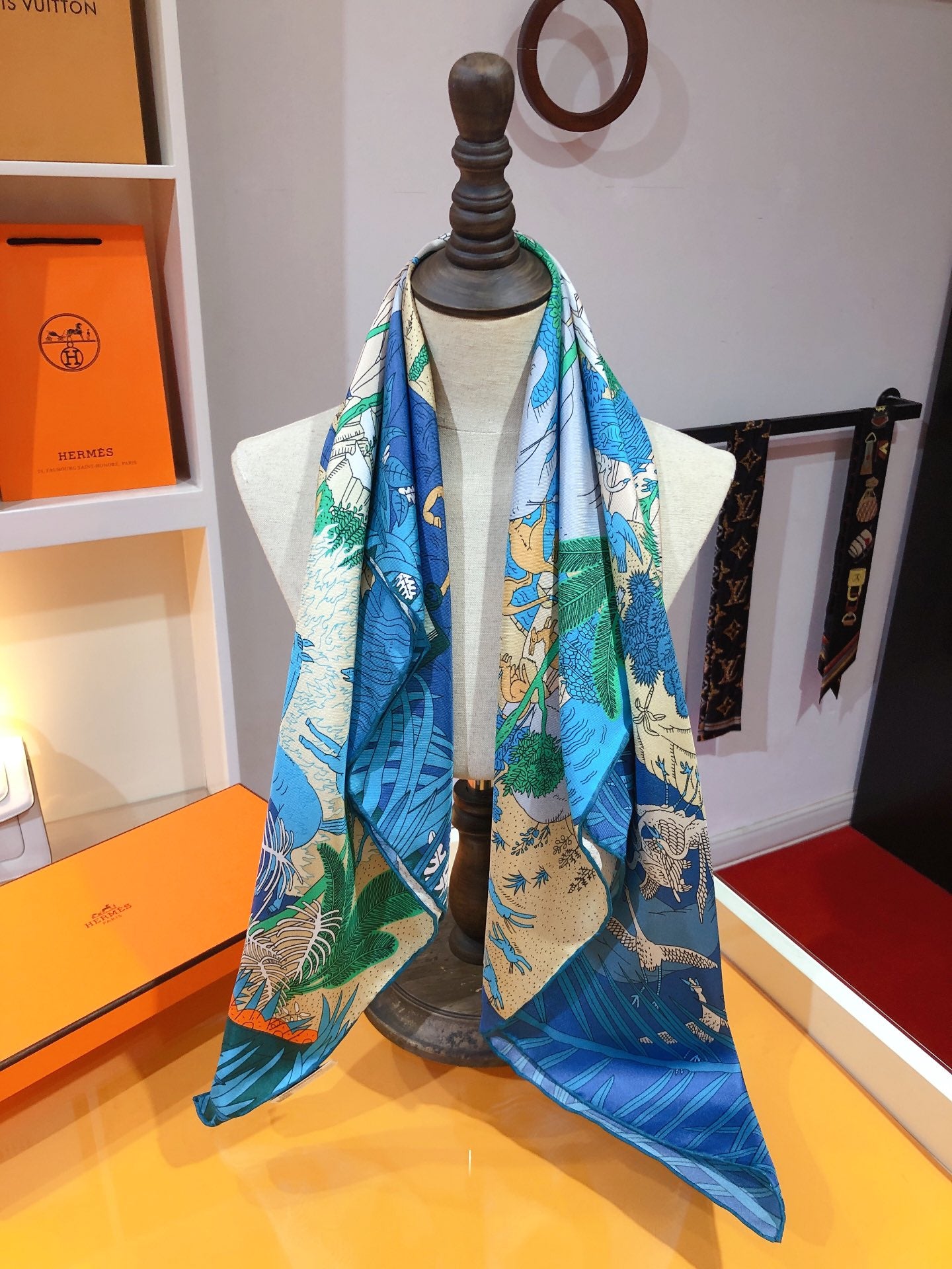 14H160W Fashion high quality scarves