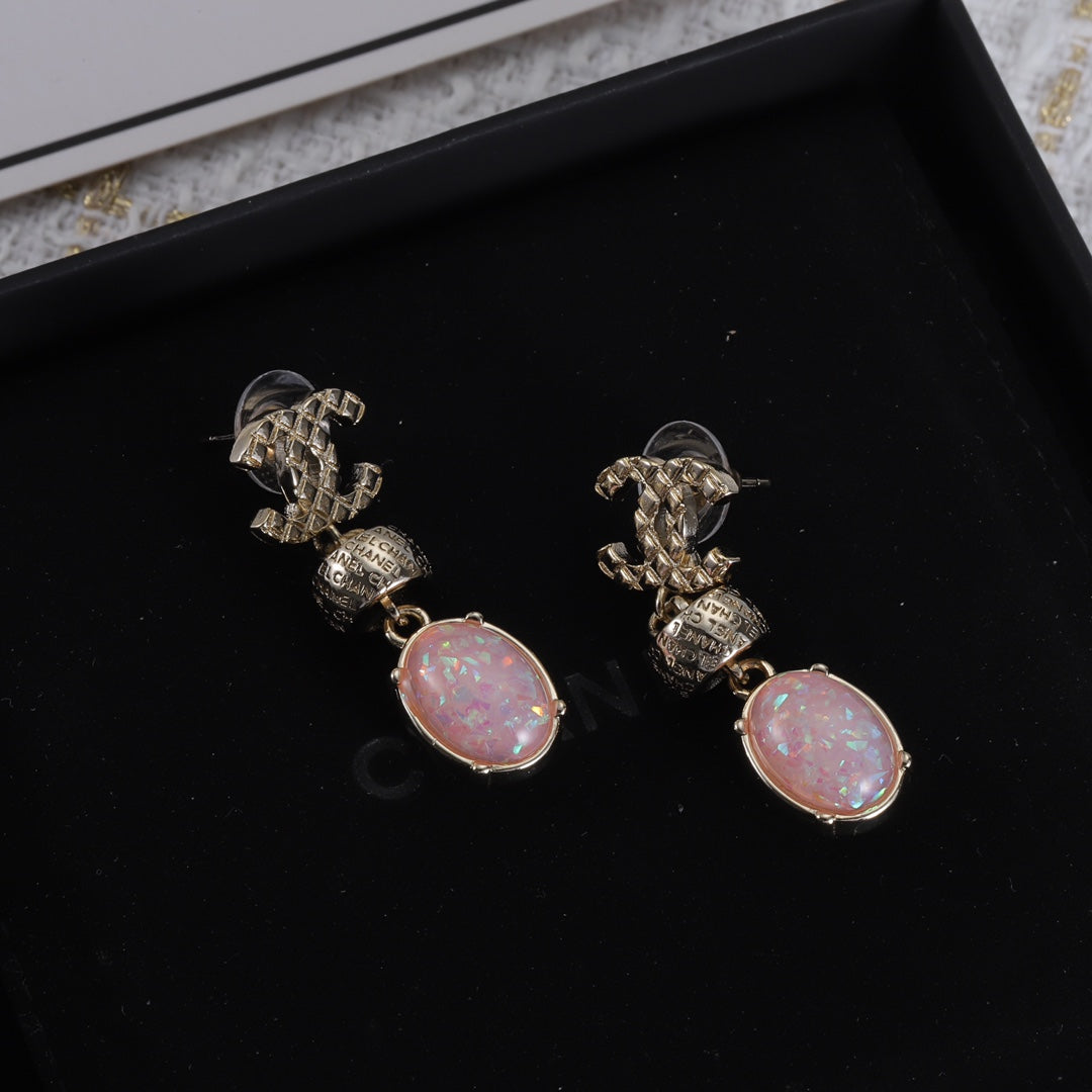 14C10E  Fashionable and high quality earrings