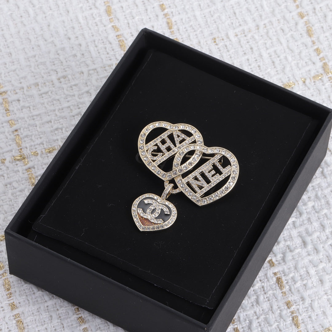 1YC84H  Fashion high -quality Brooch