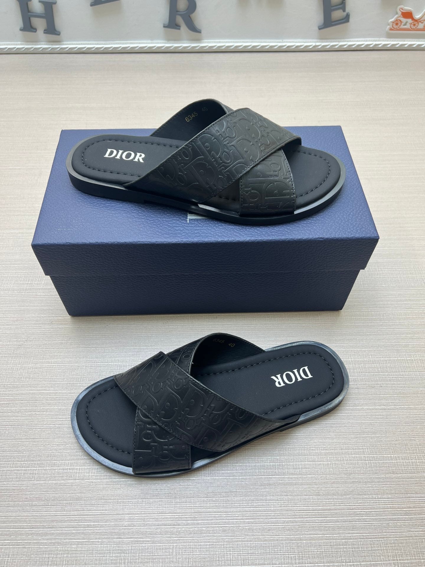 54D80Z   fashion  slippers