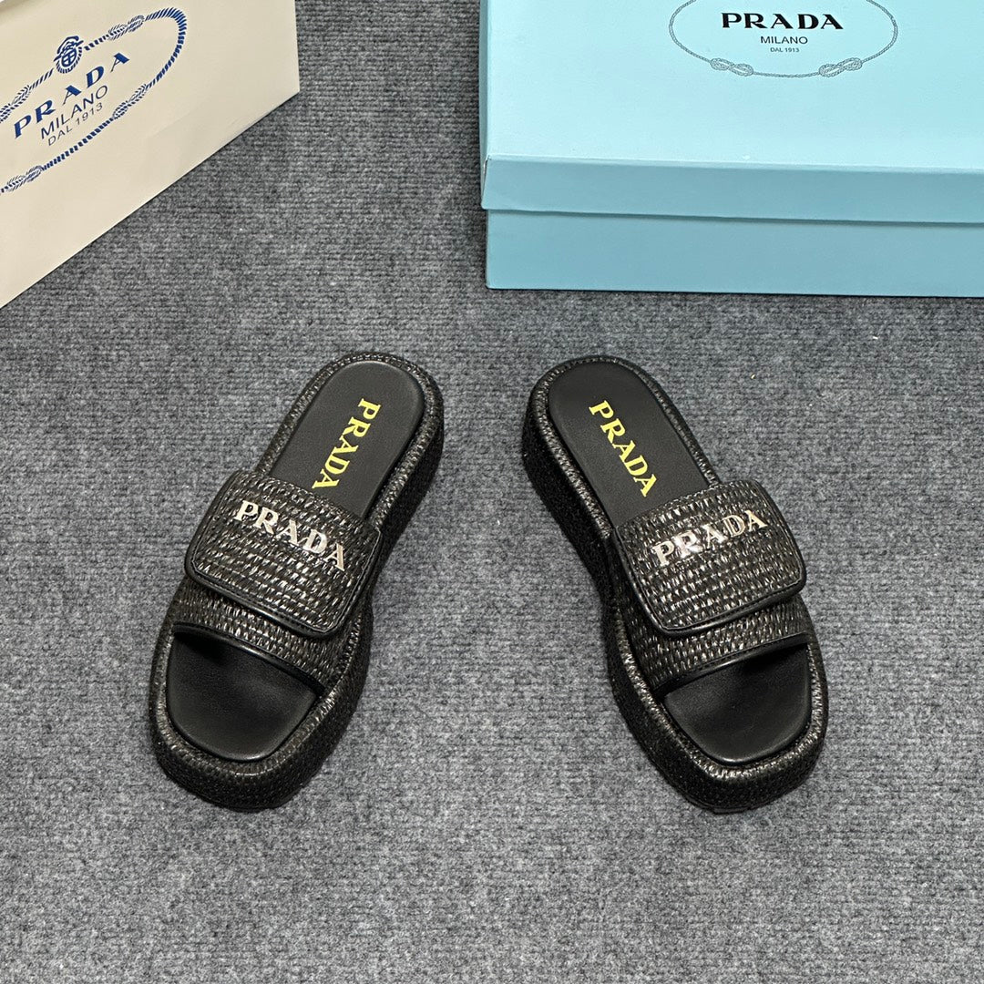 14PD24Z   fashion slippers