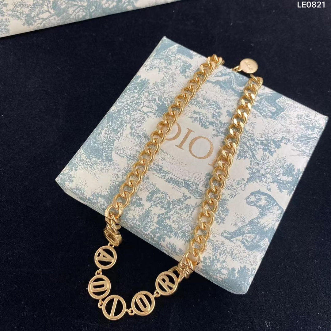 1YD323X  Fashion high -quality Necklaces Bracelets