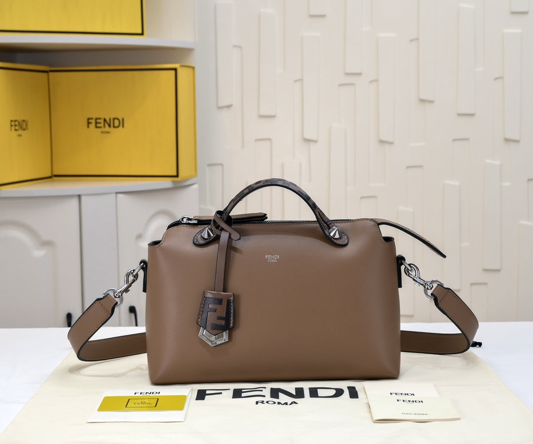 2XF331B hight quality leather Bags