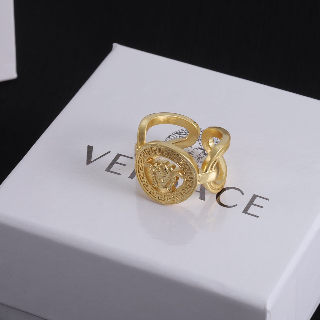 14V318J  Fashionable and high quality  Rings