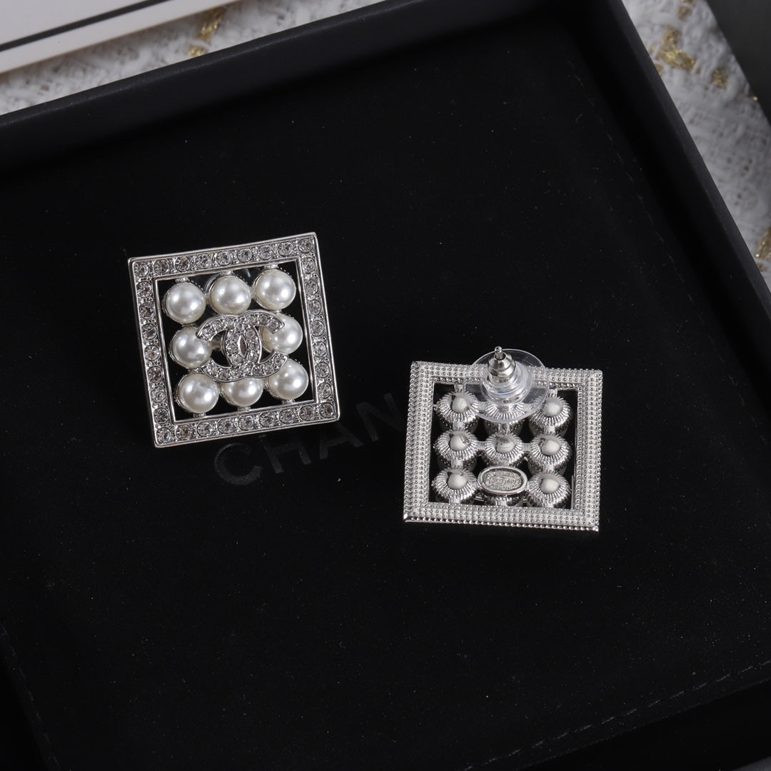 14C376E   Fashionable and high quality  Earrings