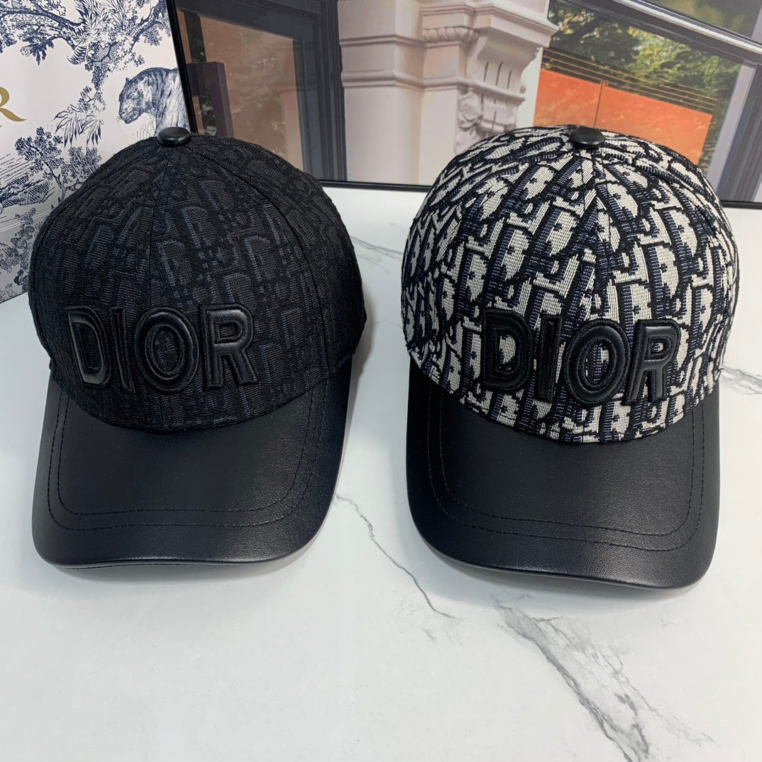 14D99M   Fashion hats