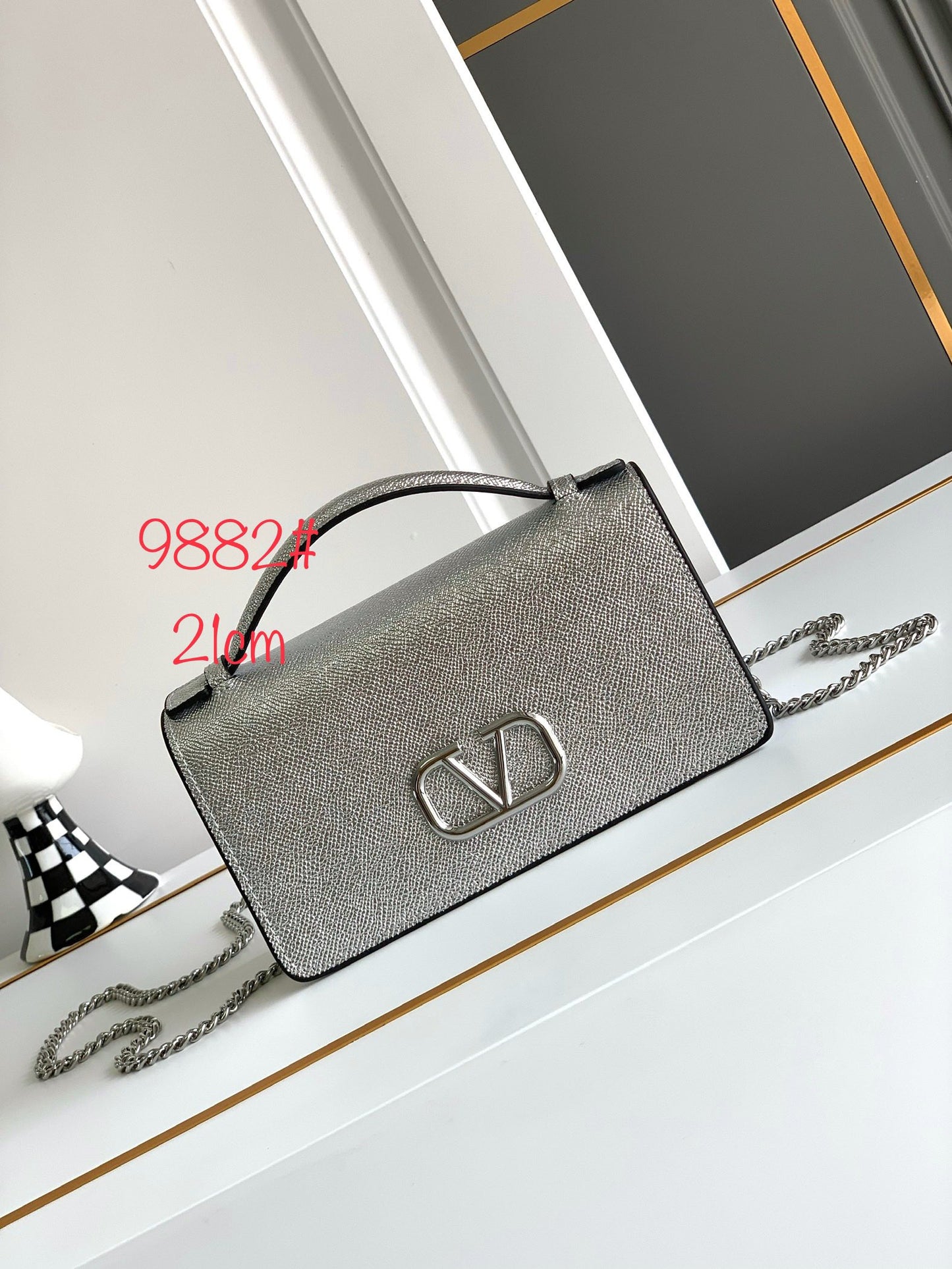 1XVL272B hight quality leather Bags