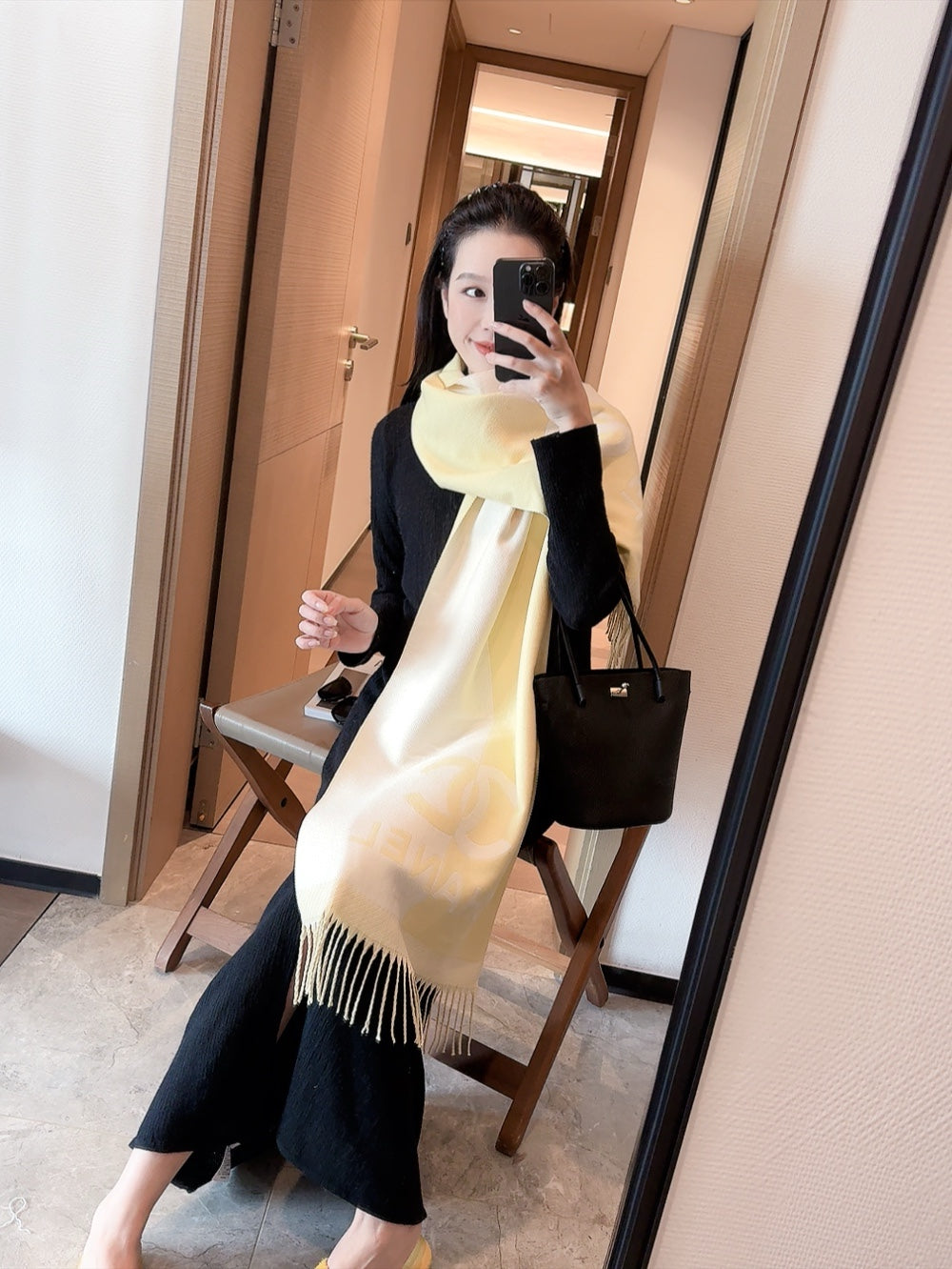 14C445W　 Fashion scarves