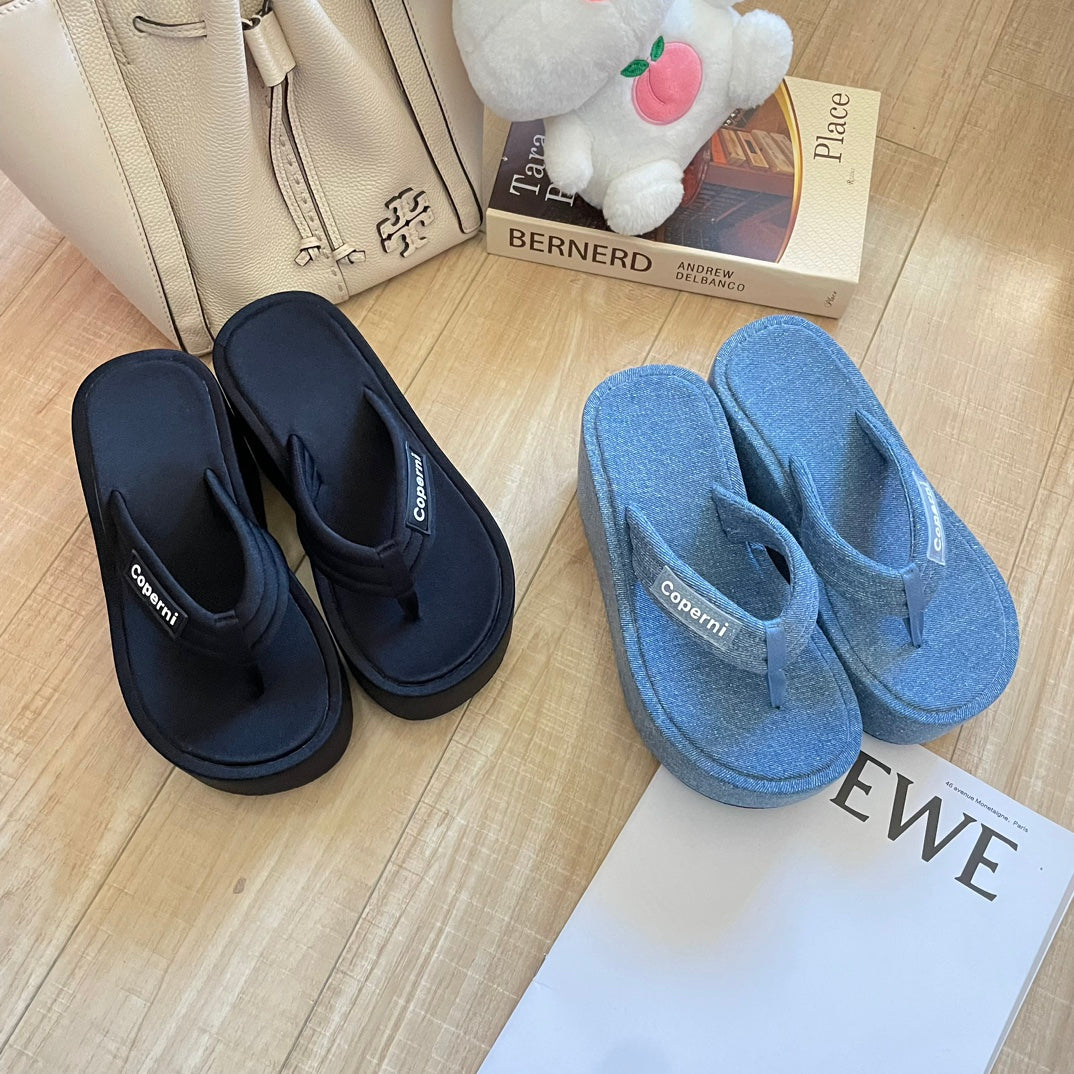 14A92Z  fashion Slippers