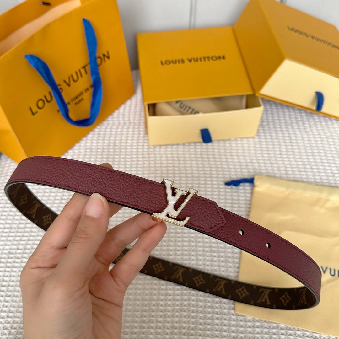 14E61P   (High quality leather belt With full package)