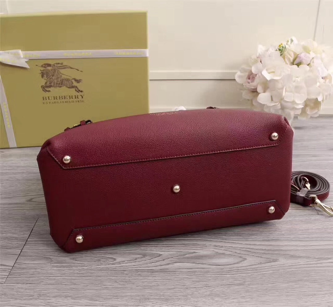 2XR362B (1:1 hight quality leather Bags)