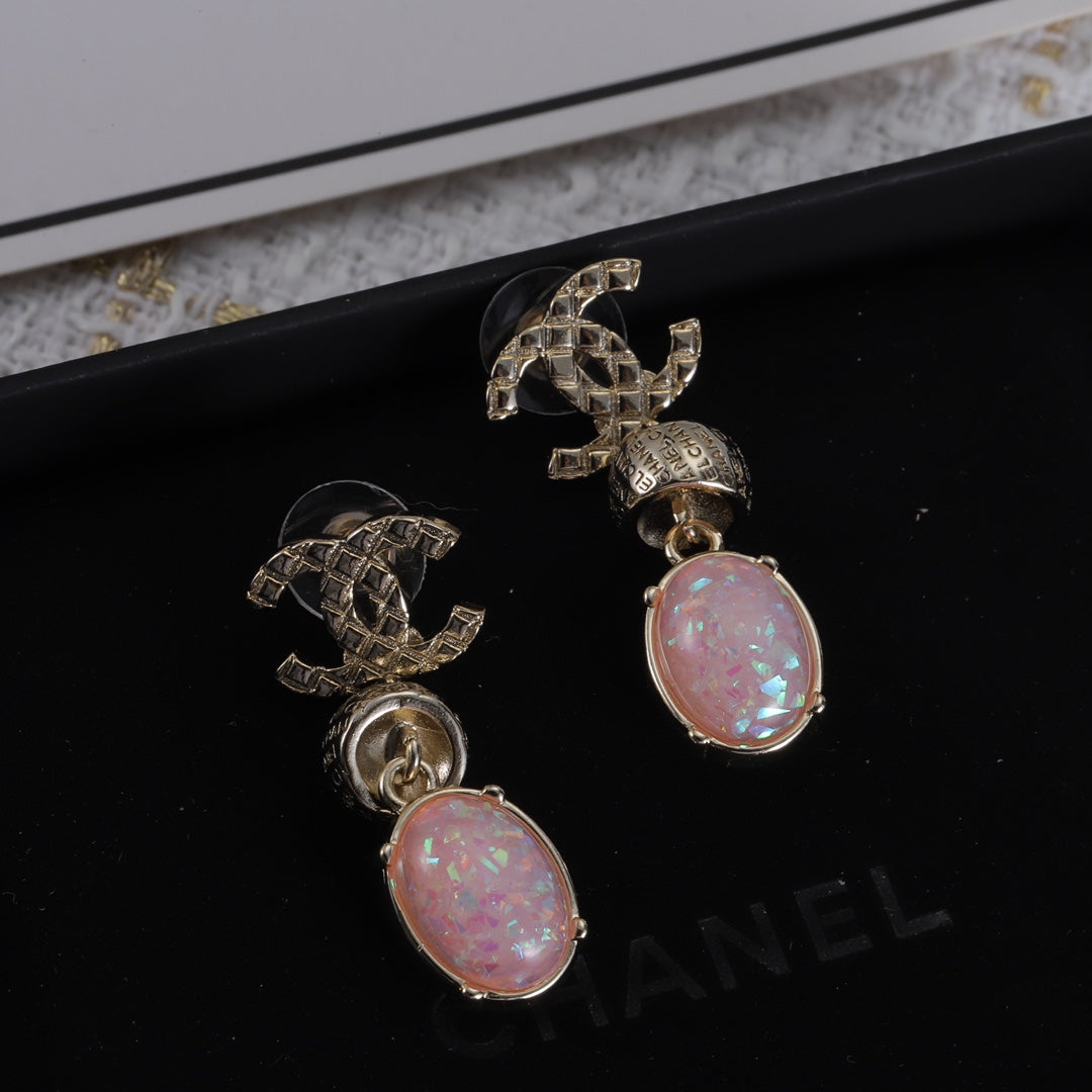 14C10E  Fashionable and high quality earrings