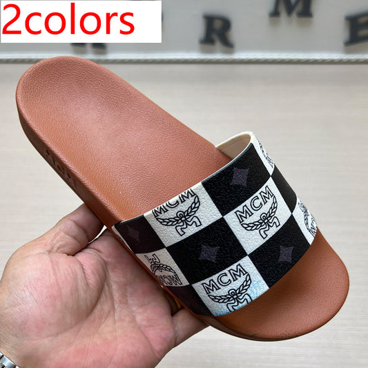 54M44Z   High quality leather slippers