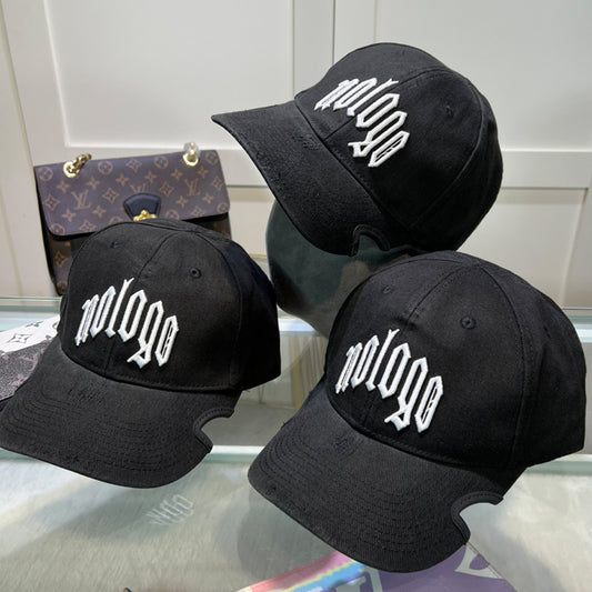 14J85M   Fashion hats