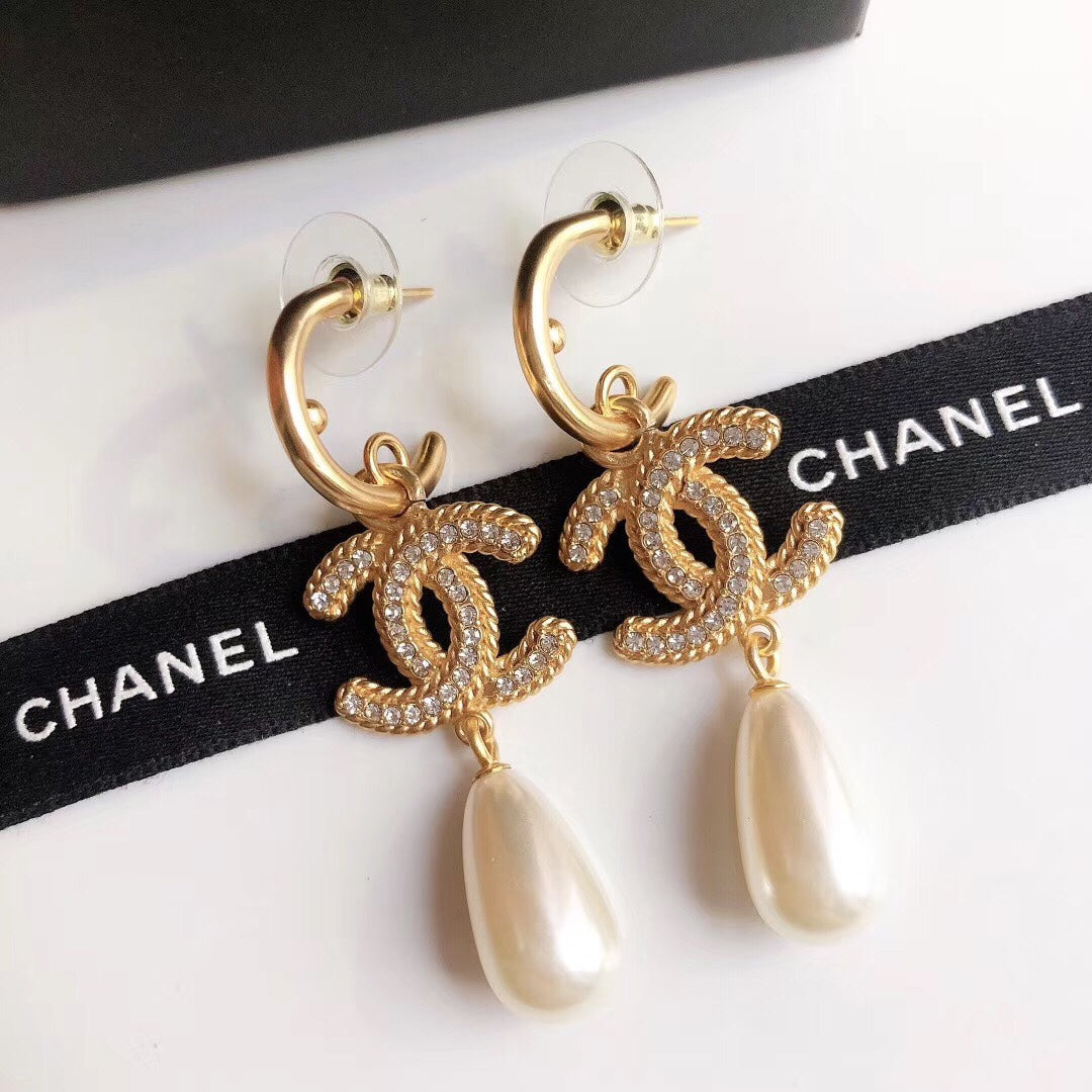 14C63E  Fashionable and high quality earrings