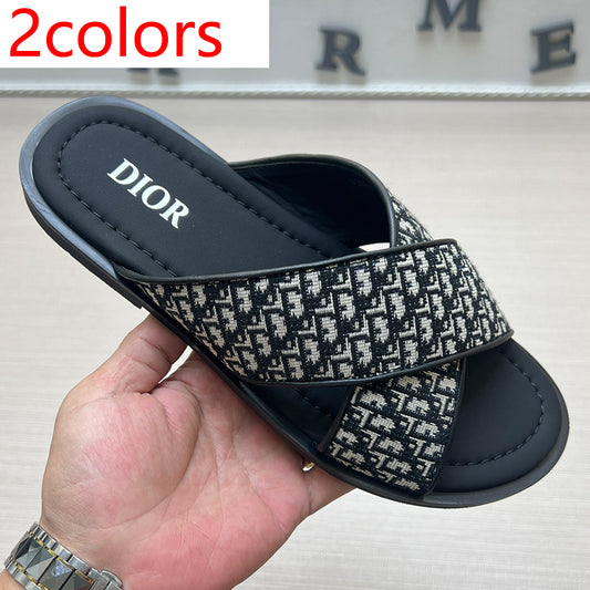 54D81Z   High quality leather slippers