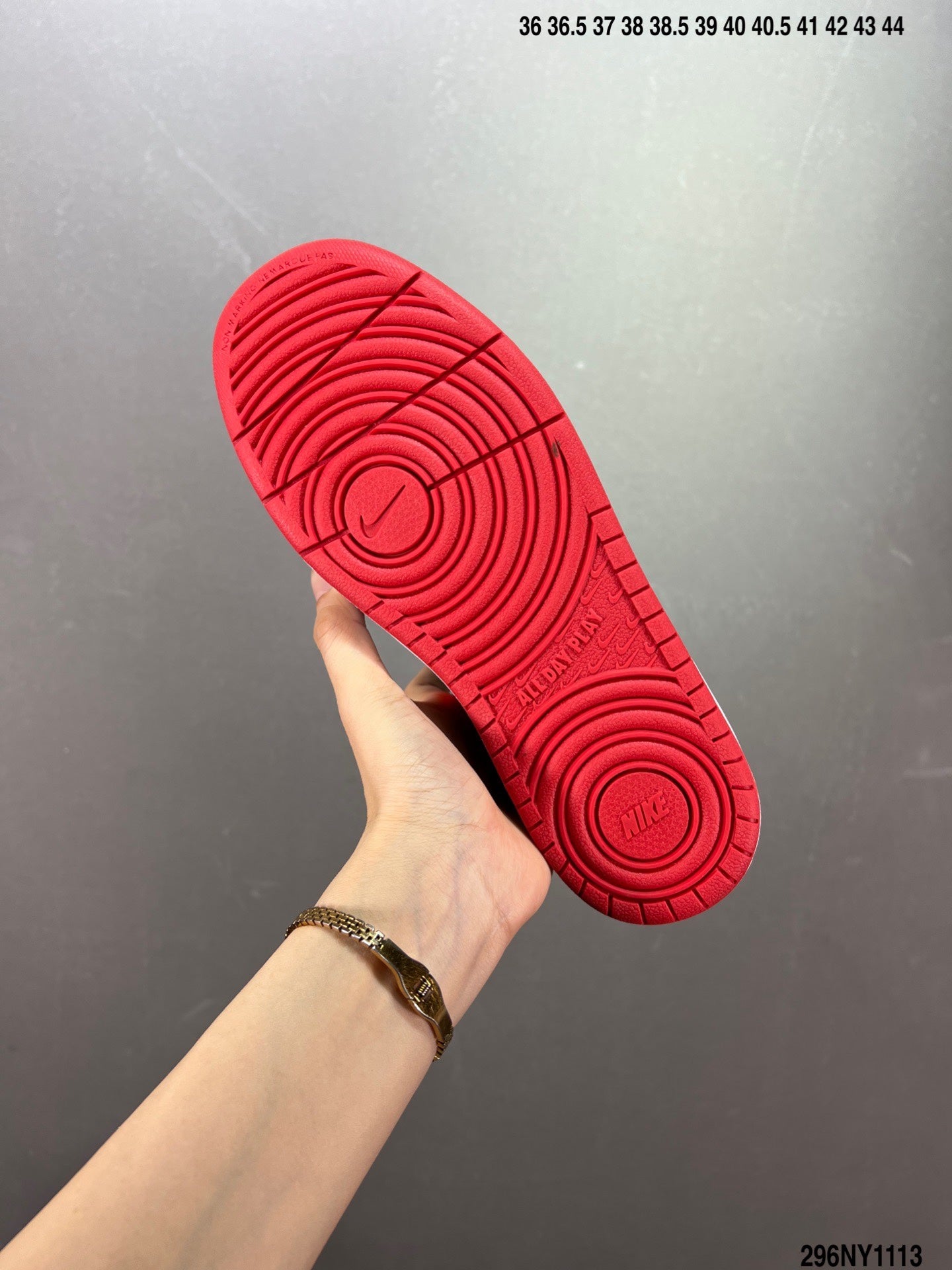 4YN39Z  Fashion Sneakers (No Box, August-October Big Sale)