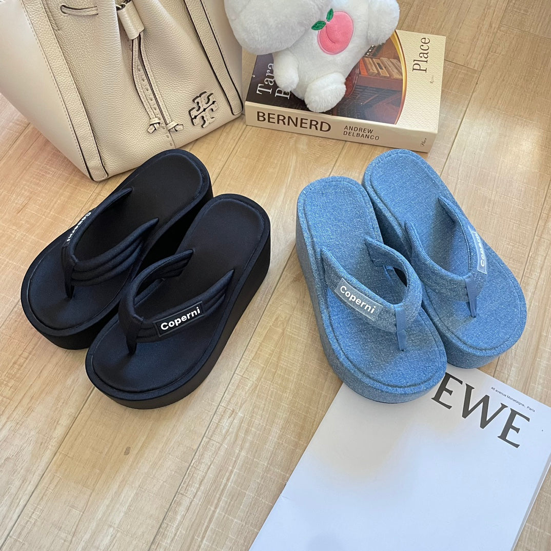 14A92Z  fashion Slippers