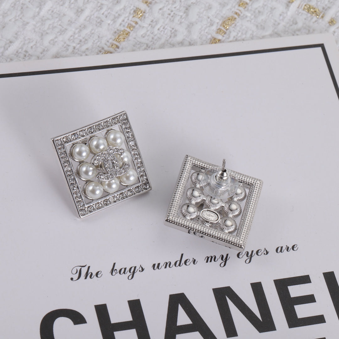 14C376E   Fashionable and high quality  Earrings