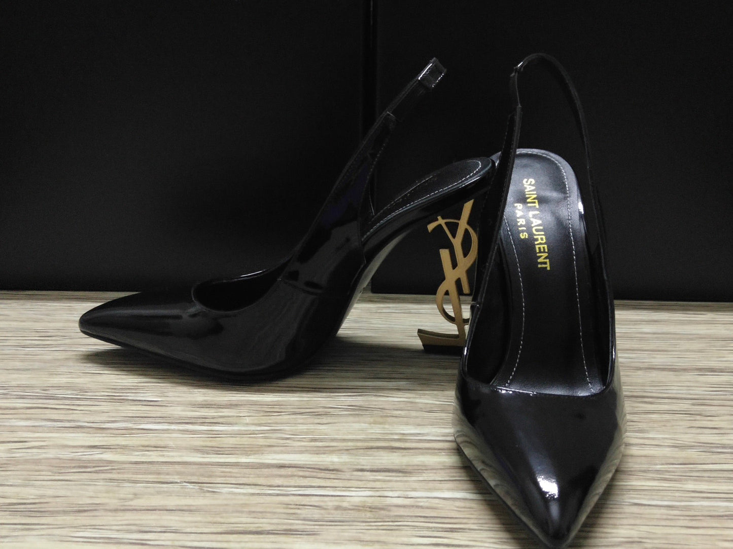 1: 1 High -quality leather high heels(10.5cm)  2XSL154Z