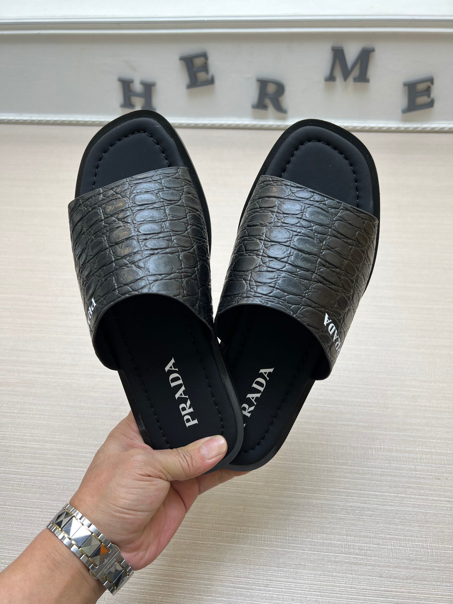 54PD74Z   fashion  slippers