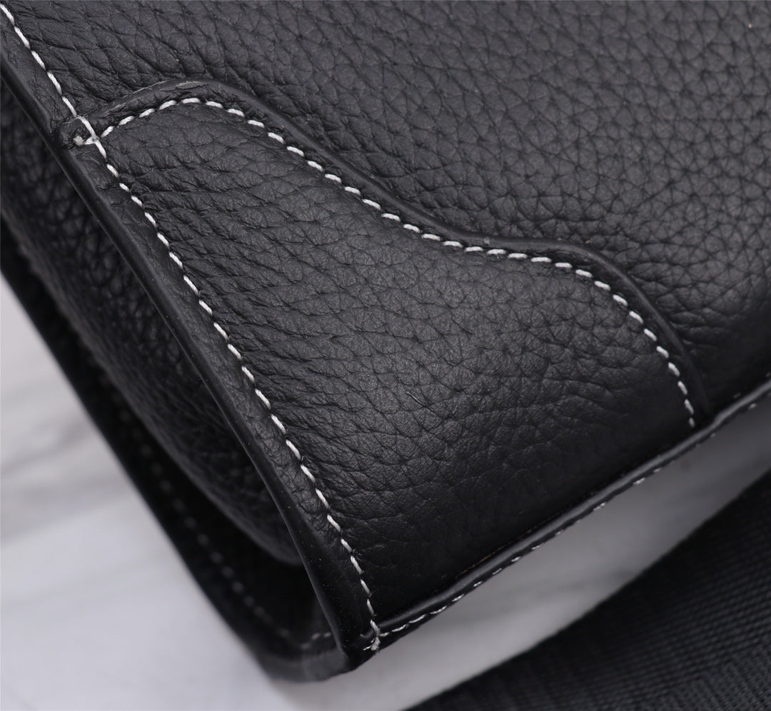 2XH304B hight quality leather Men's Bags