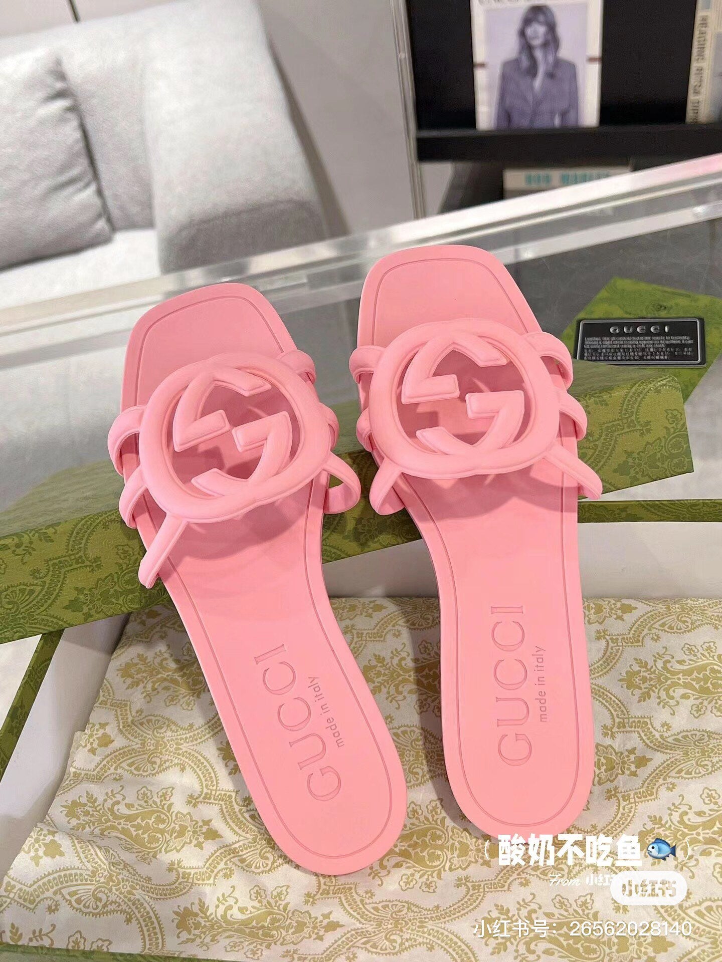 14B172Z  fashion Slippers