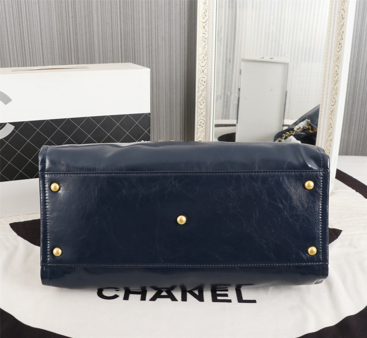 2XC296B (1:1 hight quality leather bag)