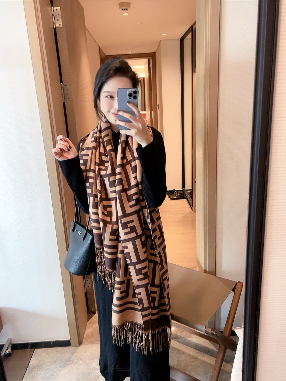 14F358W　Fashion scarves