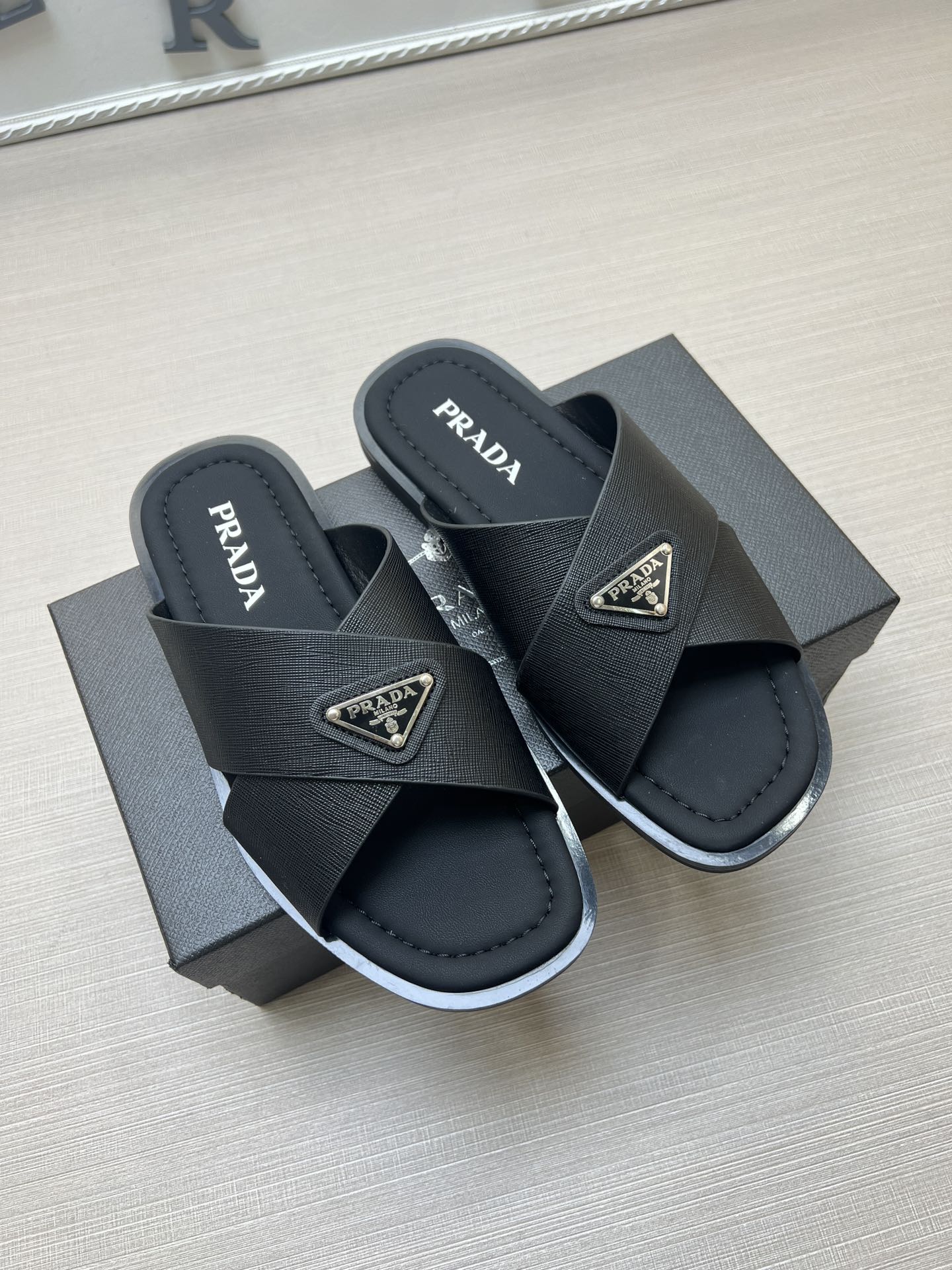 54PD71Z    fashion  slippers