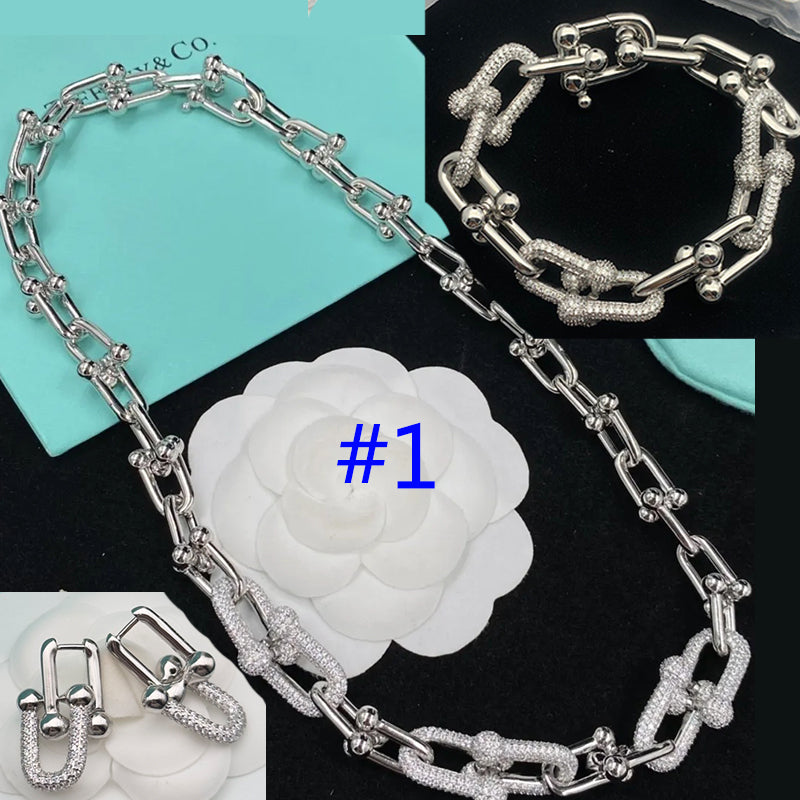 8XT32X Fashion high -quality Earring Bracelets Necklaces