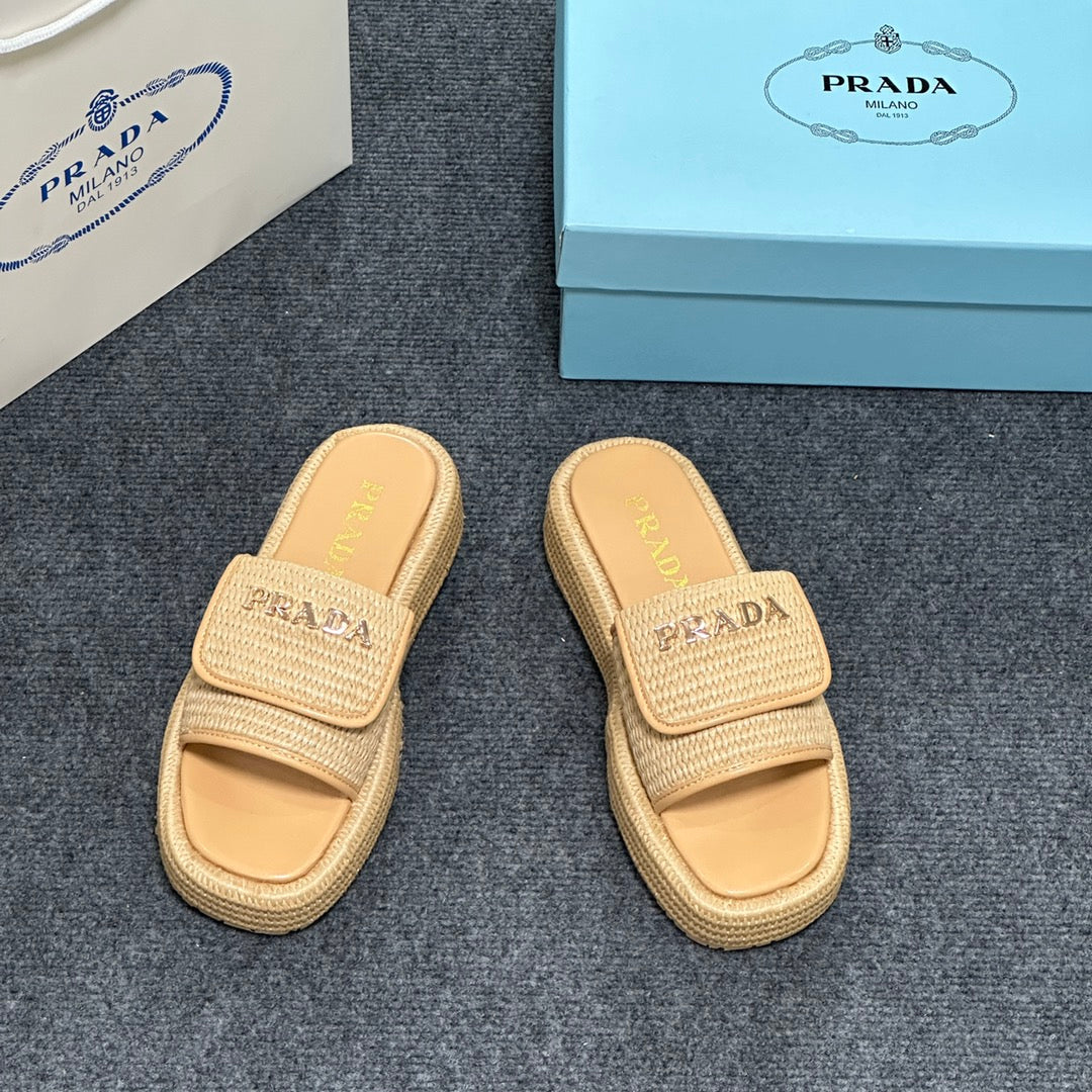 14PD24Z   fashion slippers