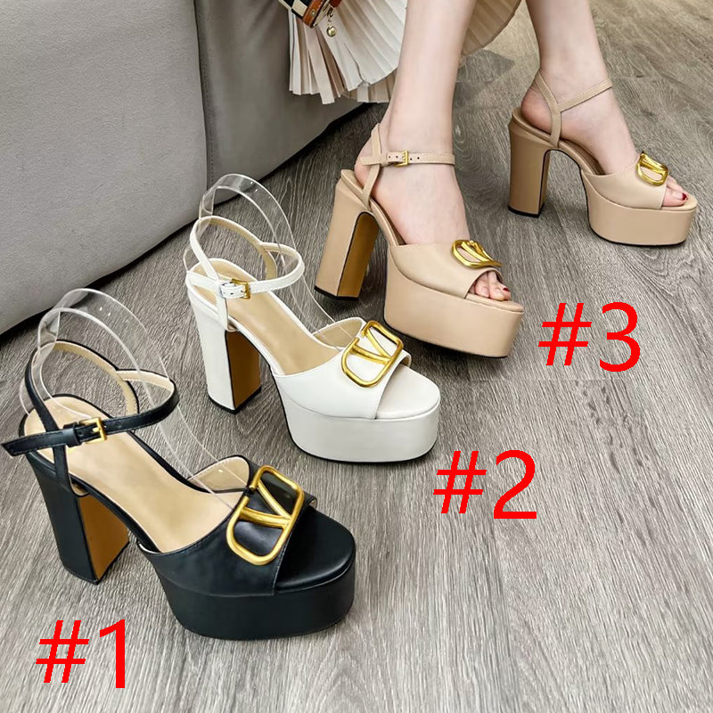 1:1 High quality leather sandals 2YVL26Z