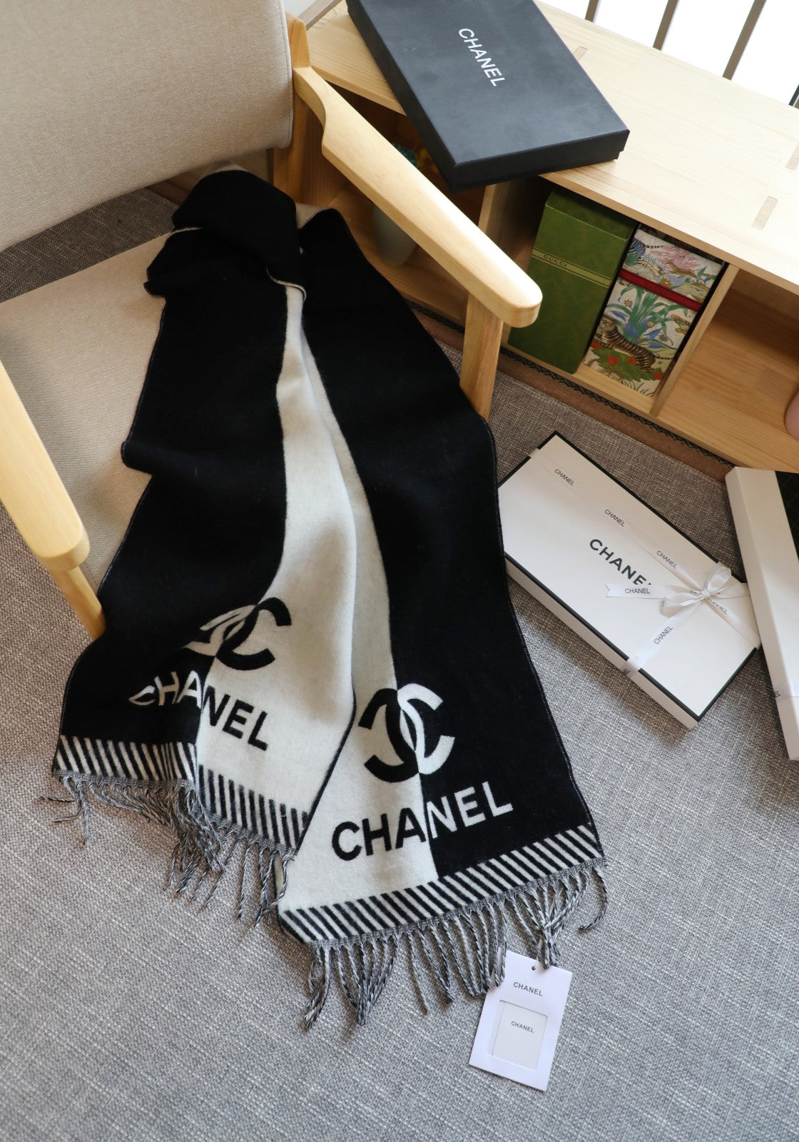 14C415W　 Fashion scarves