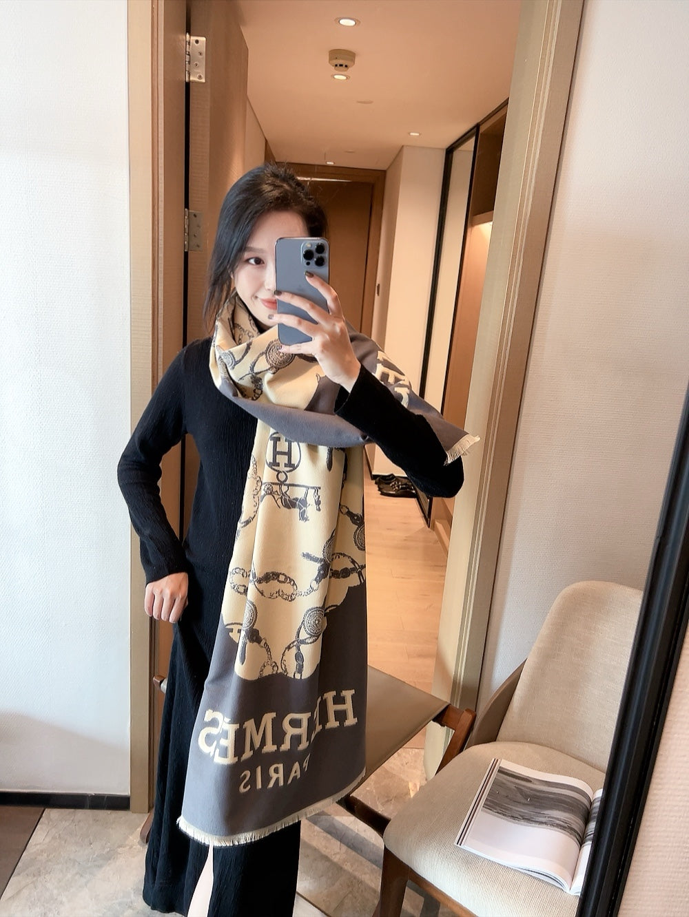 14H351W　 Fashion scarves