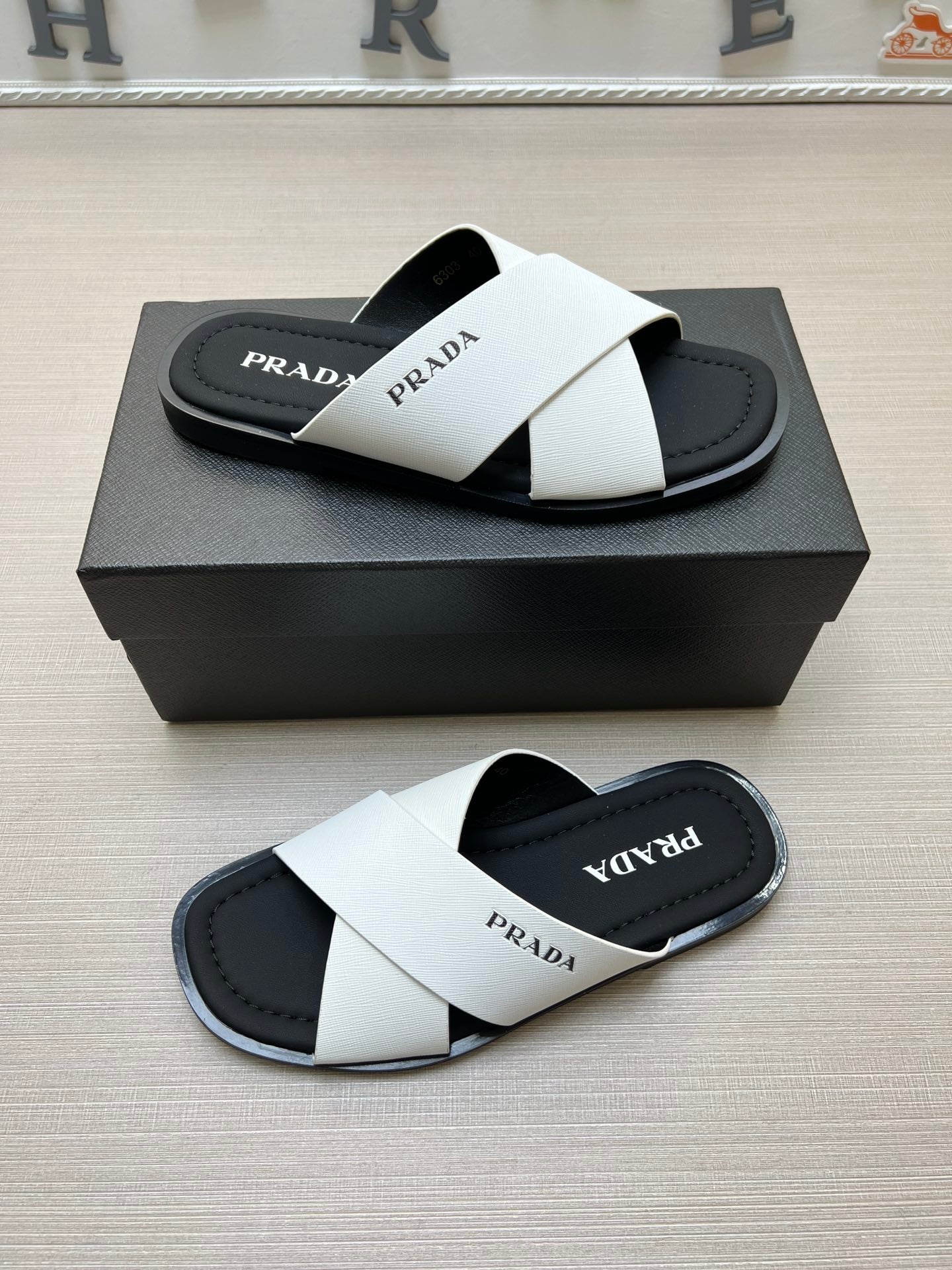 54PD73Z   fashion slippers