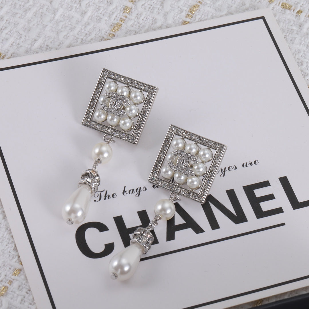 14C376E   Fashionable and high quality  Earrings