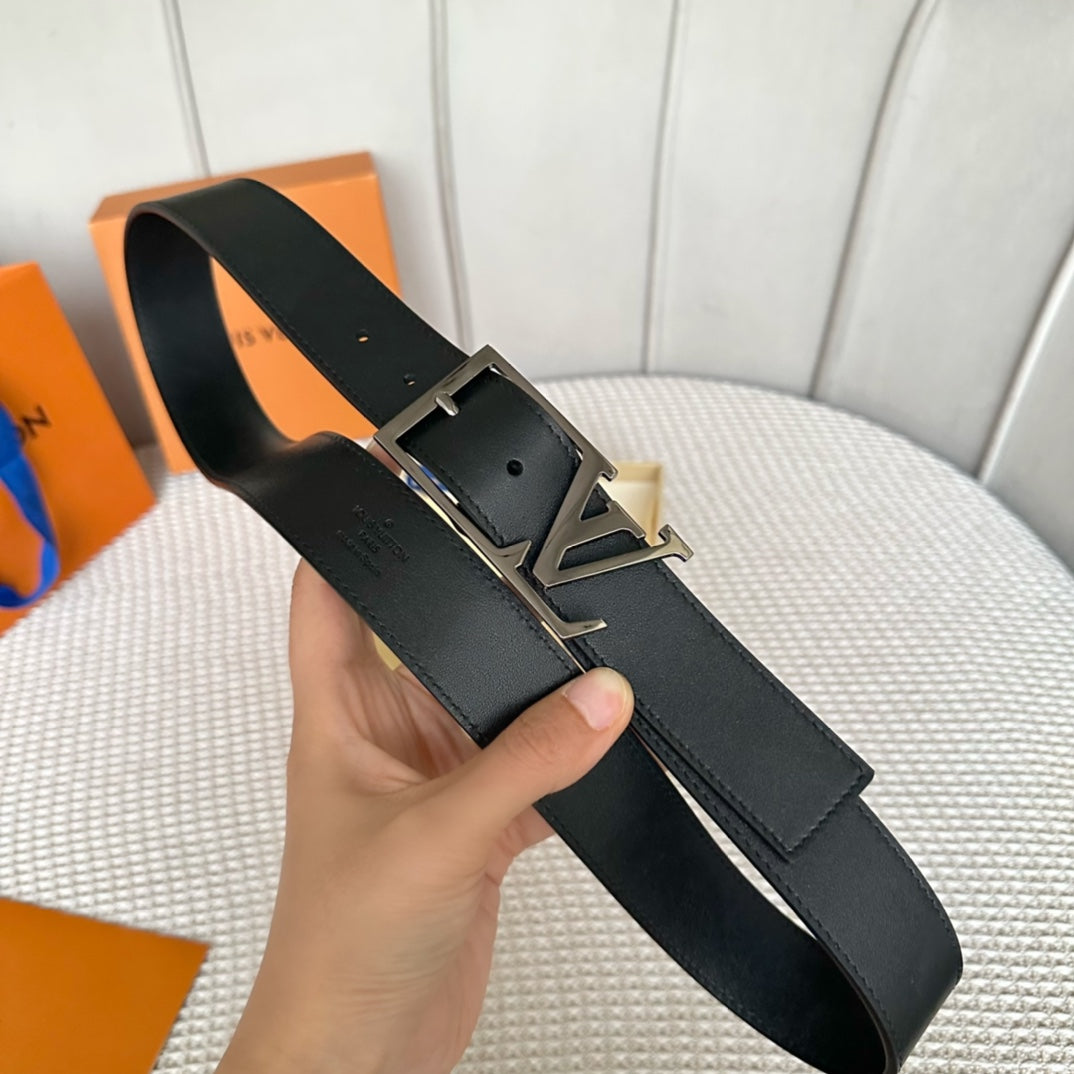 14E58P   (High quality leather belt With full package)