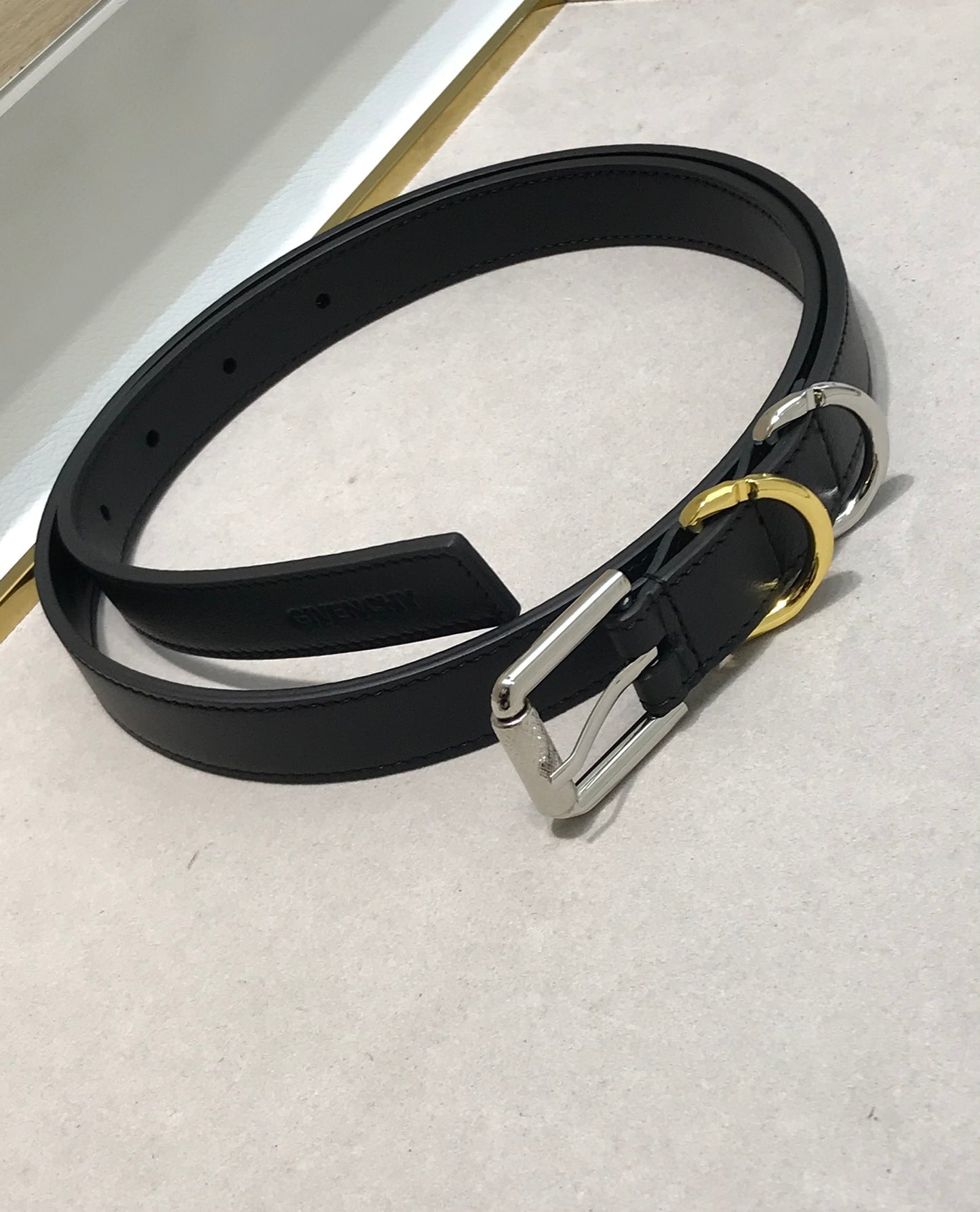 14GV95P   (High quality leather belt With full package)