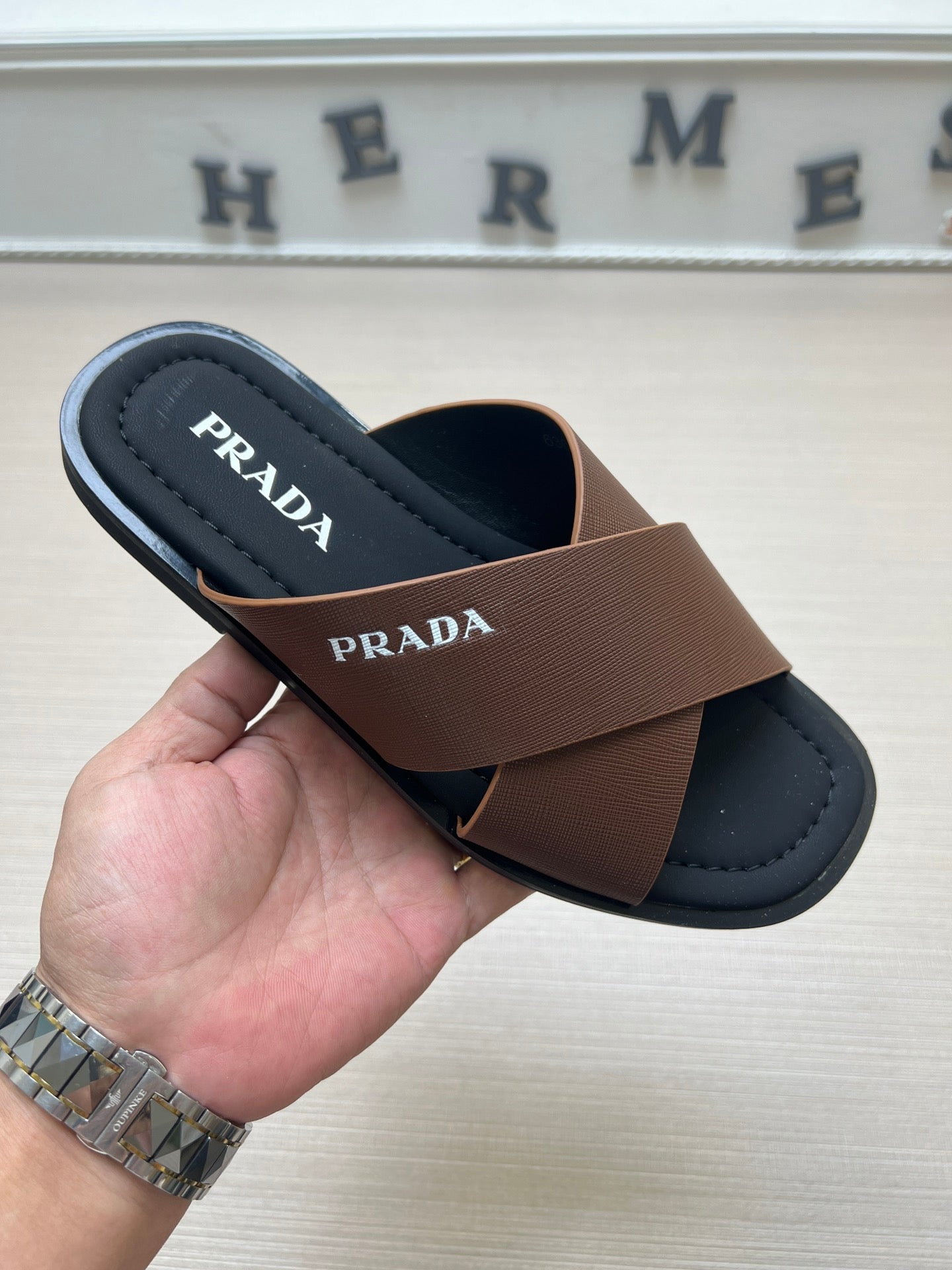 54PD76Z    fashion slippers