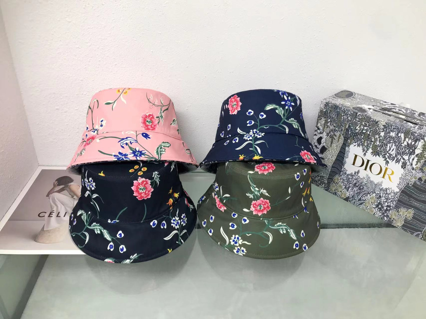 14D138M   Fashion hats