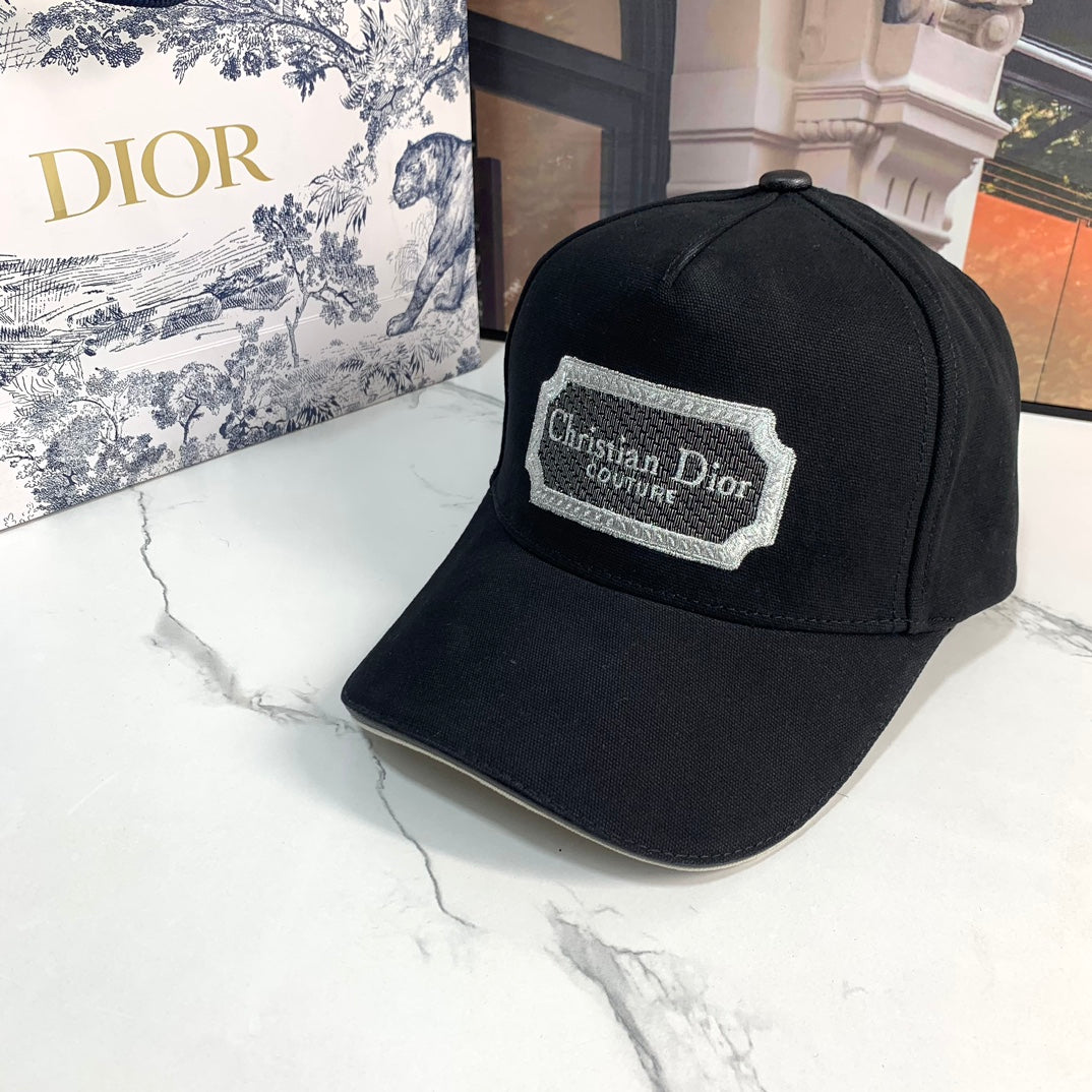 14D122M   Fashion hats